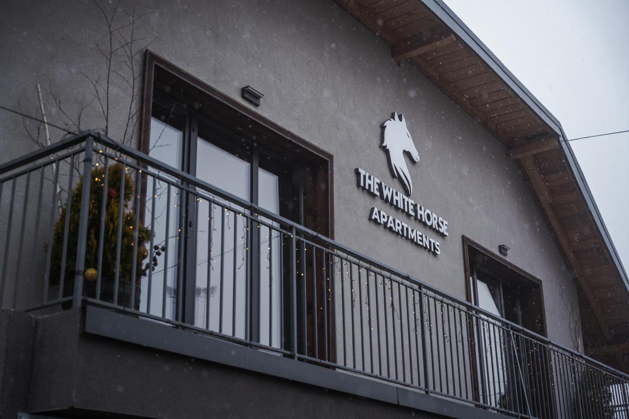 The White Horse Apartments Μπόροβετς Εξωτερικό φωτογραφία